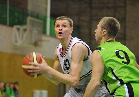 "Sakalai" - "Lietuvos rytas"