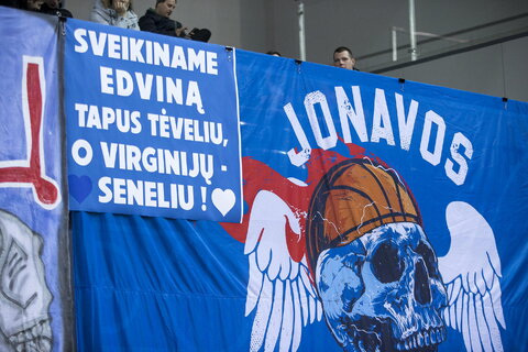 Plakatas