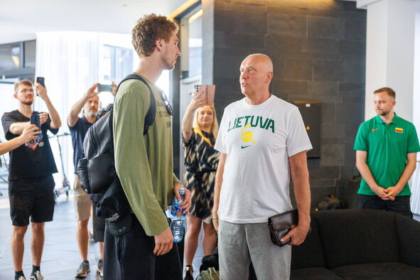 Buzelis, Kurtinaitis