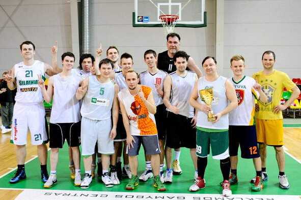 Žurnalistų komanda ir Sabonis