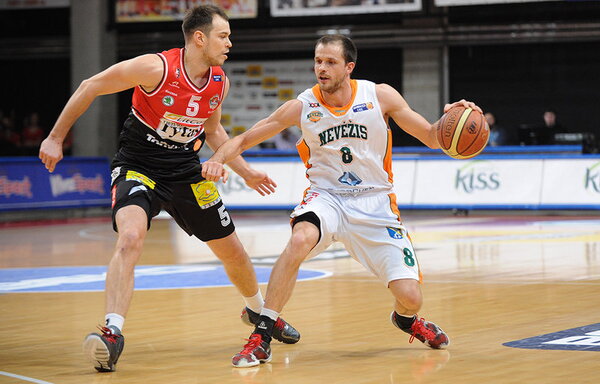 Leonavičius