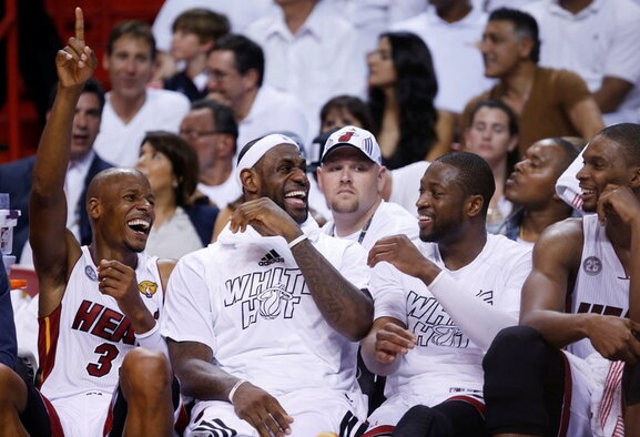 Jamesas, Wade'as ir Allenas