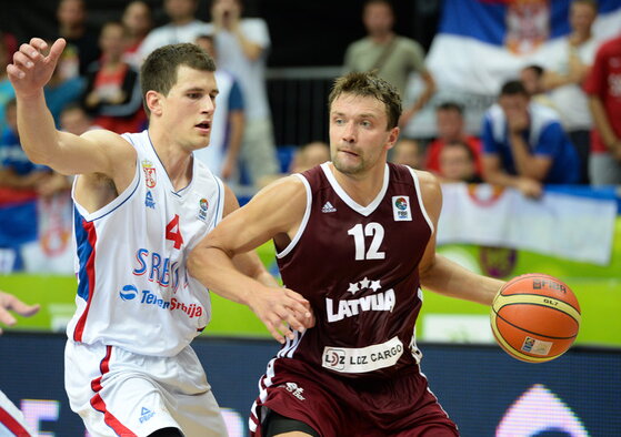 Janičenokas prieš Nedovičių