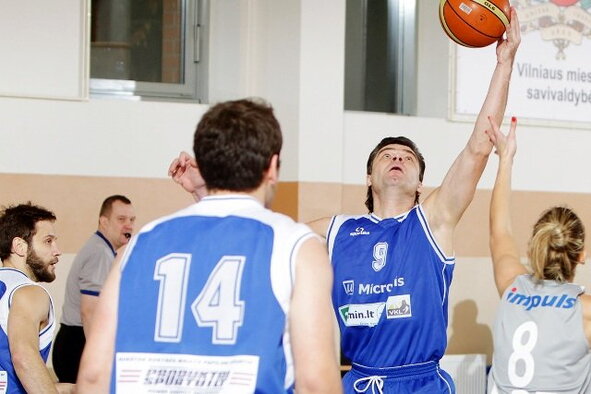 „Kibirkšties-Tichės-IKI“ komanda įveikė pramogų pasaulio atstovus