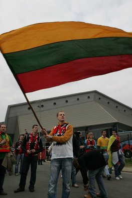 Vietos gyventojai ilgai prisimins sirgalių minią iš Lietuvos 