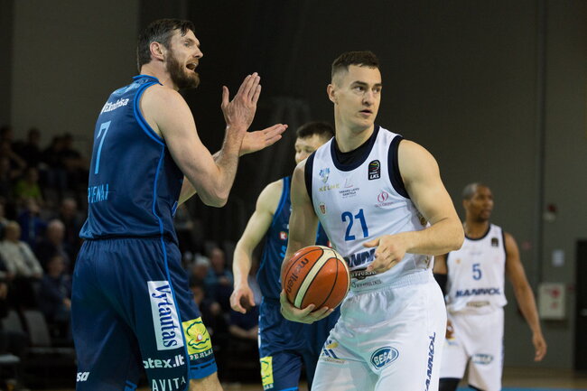 Galdikas