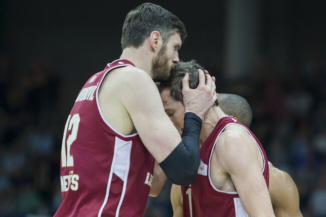 Kšištofas Lavrinovičius, Madgenas