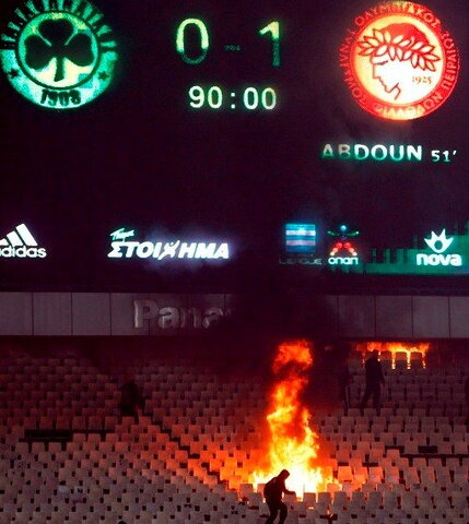 „Panathinaikos“ ir „Olympiacos“ derbių realybė Graikijoje (Scanpix)