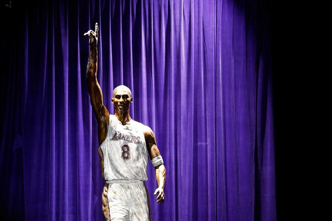 Kobe Bryanto statula