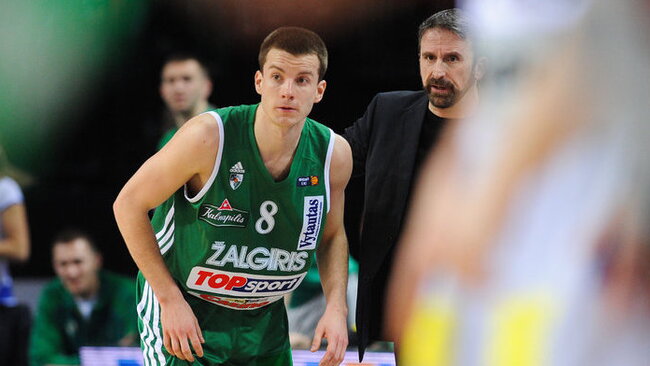 Traumą patyrus D.McGrathui, J.Plaza vis labiau pasitiki A.Juškevičiumi (Fotodiena.lt)