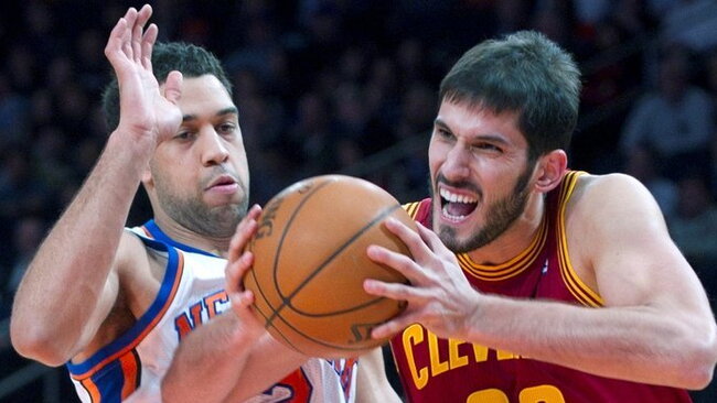Omri Casspi netikėtai teko gultis ant operacinio stalo (AFP-Scanpix)