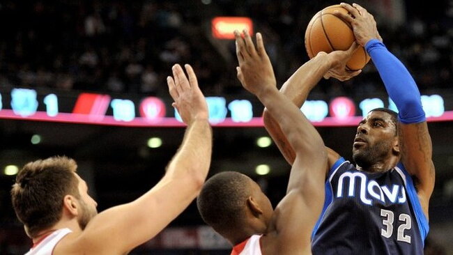 O.J.Mayo keliasi į Rytus (Scanpix nuotr.)