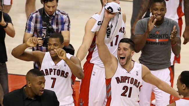 Už bilietą į „Raptors“ rungtynes teks pakloti nemenką pinigų sumą (Scanpix)