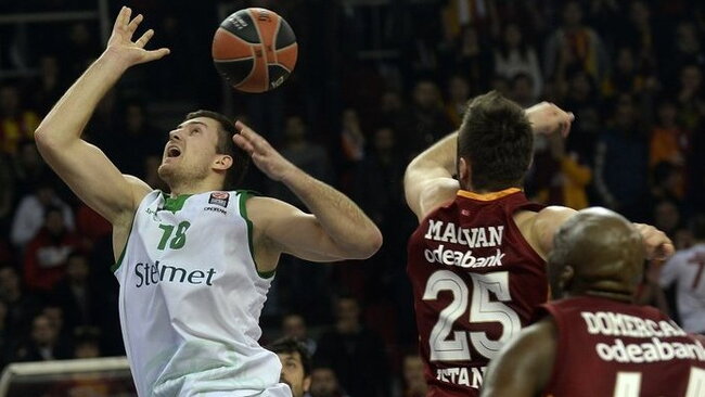 V.Dragičevičius sulaukė Eurolygos čempionų dėmesio (AFP-Scanpix)