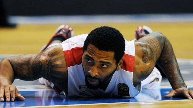 A.Law paliko „Olympiacos“ (Scanpix nuotr.)