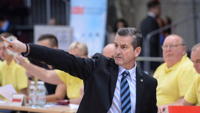 I.Zourosas pyksta už netikėtą atleidimą (Fotodiena.lt)