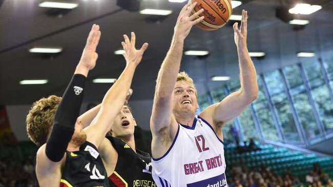 Britai iškovojo antrąją pergalę Europos čempionate (Scanpix)