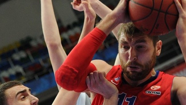CSKA į pergalę vedė tik epizodiškai žaidžiantis D.Sokolovas (Scanpix)