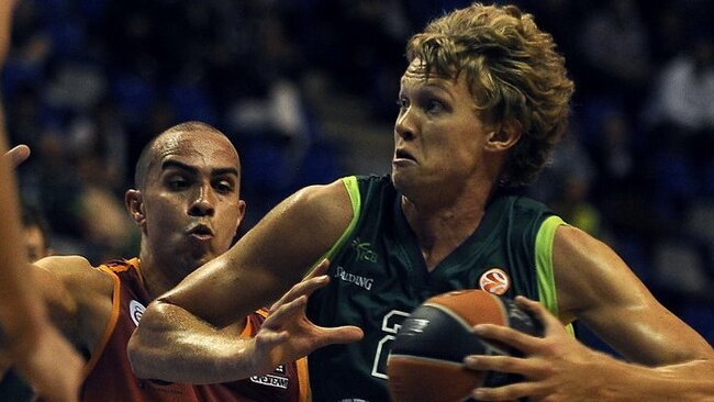 M.Kuzminskas pelnė 5 taškus (Scanpix nuotr.)