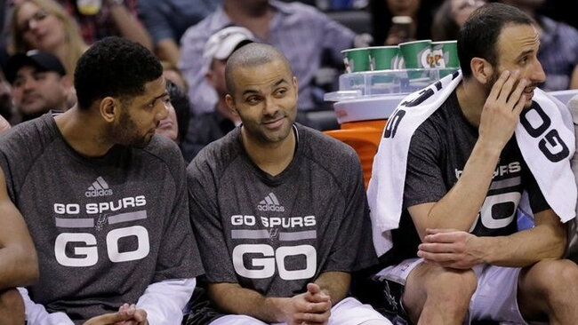 „Spurs“ ekipos lyderiai tao NBA rekordininkais (Scanpix)
