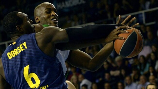 A.Traore paliko Prancūzijos čempionų gretas (Scanpix)