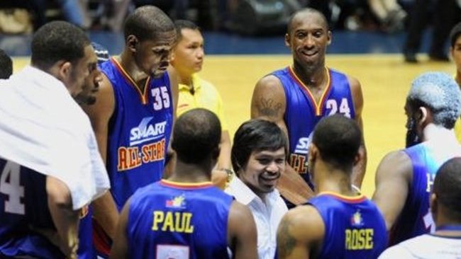 Per pernai vykusį NBA lokautą lygos žvaigždės Filipinuose surengė parodomąsias rungtynes (Scanpix)