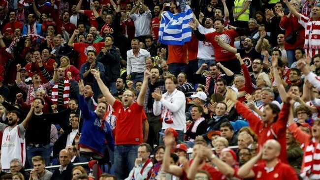 „Olympiacos“ sirgaliai ir toliau kelia rūpesčių komandos vadovams (Scanpix)