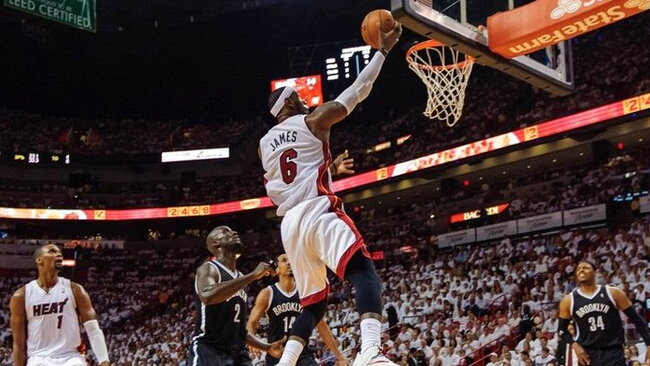 L.Jamesas tapo dar vieno NBA rekordo autoriumi (Scanpix)