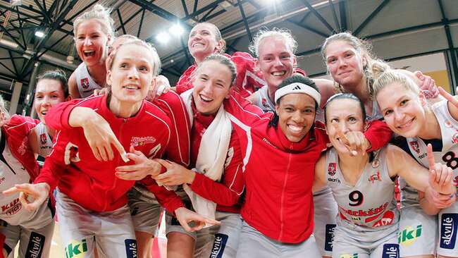Lietuvos čempionės pateko į itin pajėgią Eurolygos grupę (Foto: Augustas Didžgalvis)