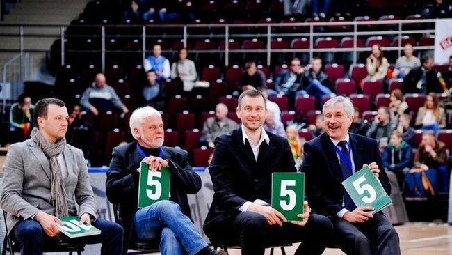 K. Pilipauskas (pirmas iš dešinės) lieka teisėjų vadovu (Fotodiena.lt)