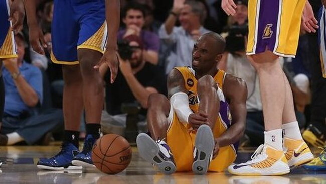 NBA žvaigždė gali nerungtyniauti net iki metų (Scanpix)