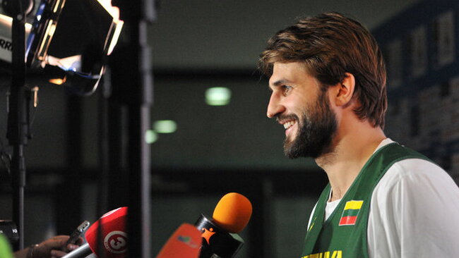 L.Kleiza žada įdomų trečiadienio vakarą (Fotodiena.lt)