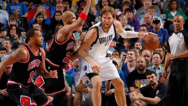 D.Nowitzki išplėšė pergalę savo komandai (Scanpix nuotr.)