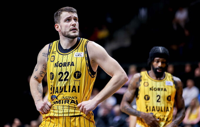 T.Jogėlai lūžo kaklo kremzlė (Foto: Lukas Šeputis)