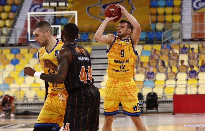 T.Dimša pataikė penkis tritaškius (Euroleague.net)