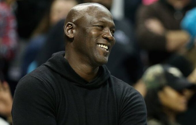 M.Jordanas vadinamas geriausiu visų laikų NBA krepšininku (Scanpix nuotr.)
