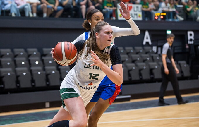 G.Galvanauskaitė buvo geriausia tarp lietuvių (FIBA nuotr.)