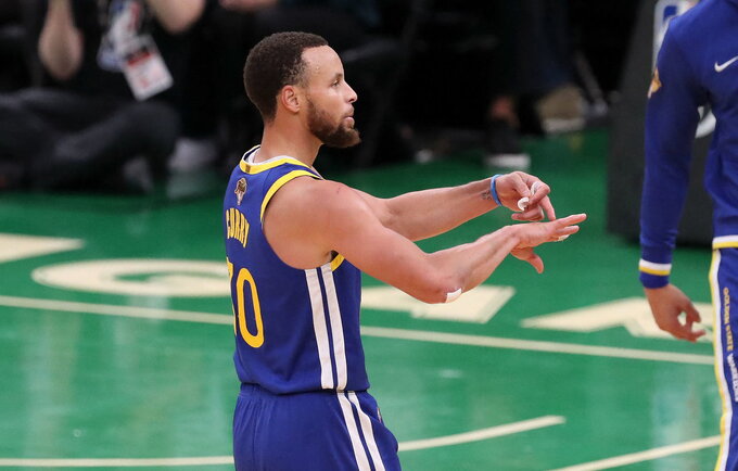 S.Curry pasirašys įspūdingą kontraktą (Scanpix nuotr.)