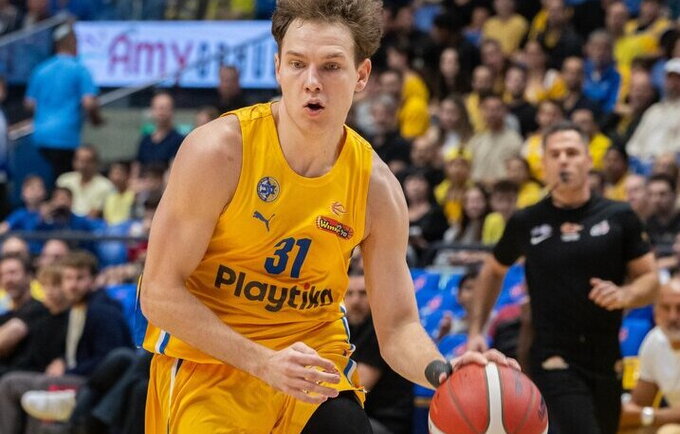 R.Jokubaitis pelnė 6 taškus