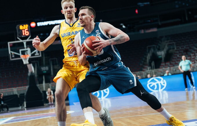 Slovėnai laimėjo mačą Rygoje (FIBA nuotr.)