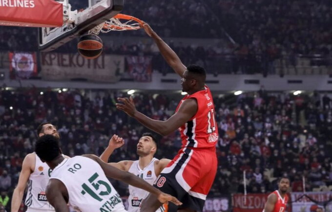 M.Fallas dominavo prieš varžovus (Euroleague.net)