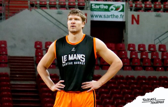 E.Mockevičius pelnė 3 taškus