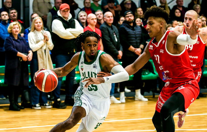J.Warrenas nori žaisti Eurolygoje (Foto: Matas Baranauskas)