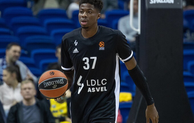 K.Antetokounmpo keliasi į Čikagą (Scanpix nuotr.)