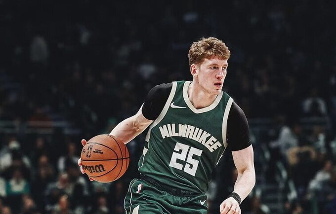 K.Jakučionis sužaidė antrą mačą su „Bucks“ apranga