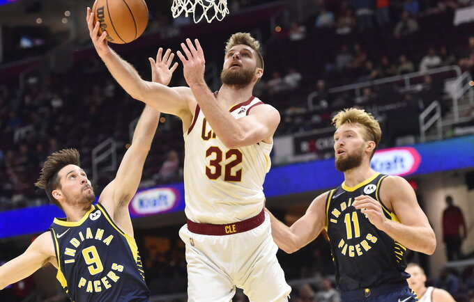 D.Wade'as lieka Klivlande (Scanpix nuotr.)
