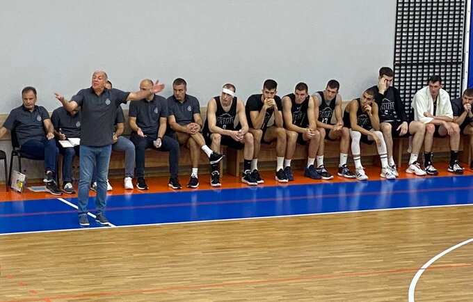 „Partizan“ suklupo