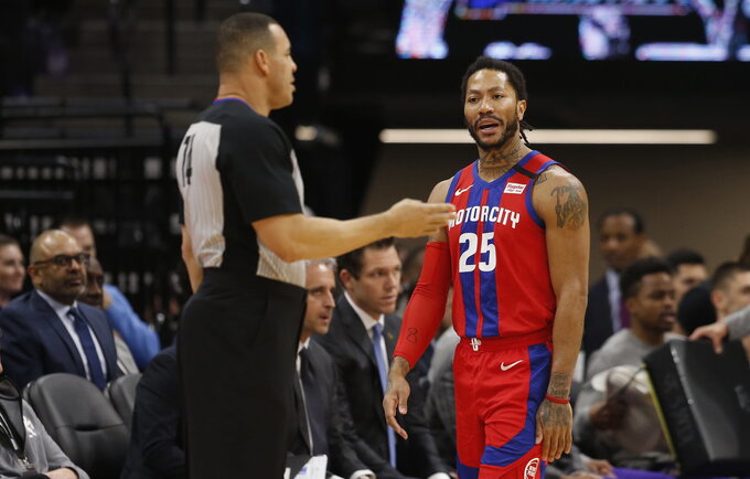 D.Rose'as rungtynėse išsilaikė vos 9 minutes (Scanpix nuotr.)