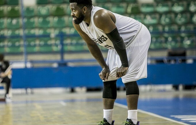 J.Dentmonas žais Irane (FIBA Europe nuotr.)