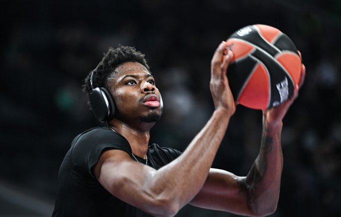 K.Antetokounmpo karjerą tęs kitame klube (Scanpix nuotr.)